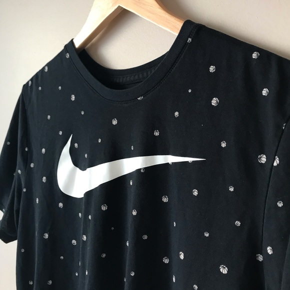 Nike Other - 🌴The Nike Logo Basketball Tee